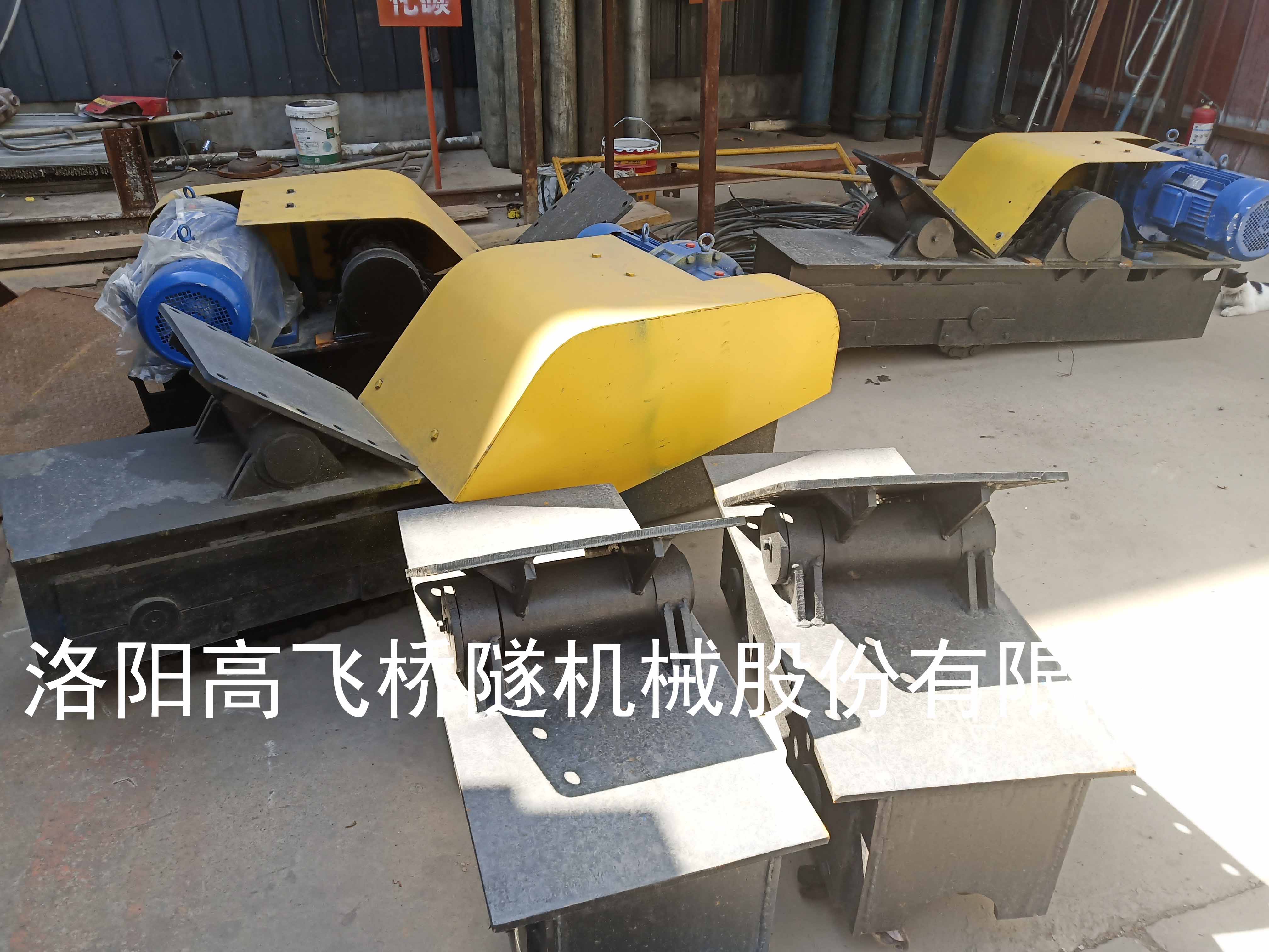 臺(tái)車(chē)從動(dòng)行走系統(tǒng)