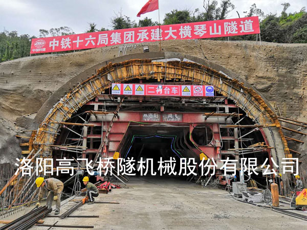 三線公路臺(tái)車 三線公路臺(tái)車